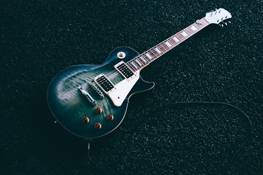 Power Chord e Palm Muting: le Basi del Rock