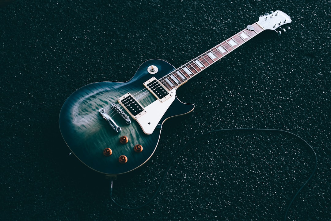 Power Chord e Palm Muting: le Basi del Rock